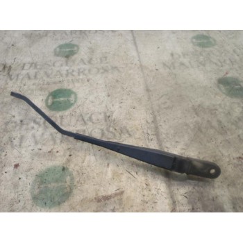 BRAZO LIMPIA DELANTERO DERECHO 