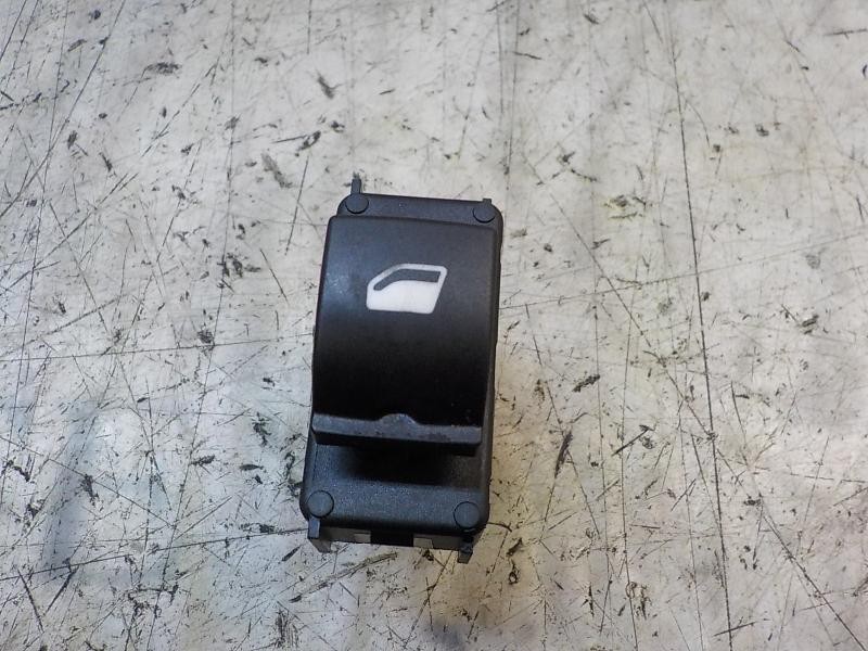 Recambio de mando elevalunas trasero izquierdo para citroën c-elysée shine referencia OEM IAM 96766662ZD  