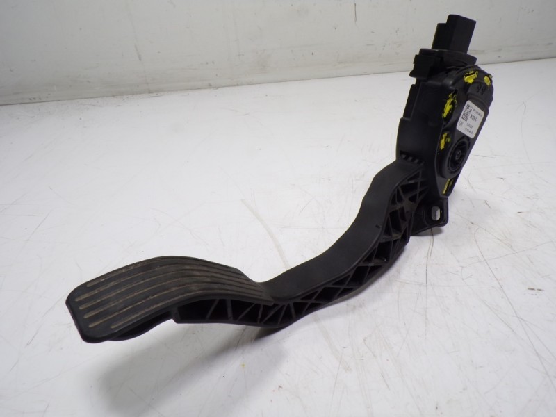 Recambio de potenciometro pedal para opel crossland x 1.2 referencia OEM IAM 3637657 6PV00994961 
