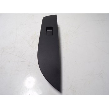 MANDO ELEVALUNAS DELANTERO DERECHO 7423102F60 7423102F60 