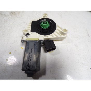 MOTOR ELEVALUNAS DELANTERO IZQUIERDO A2078200642 A2078200642 934531102