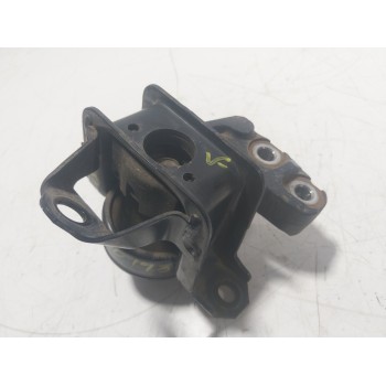 SOPORTE MOTOR DERECHO 123050Q031 