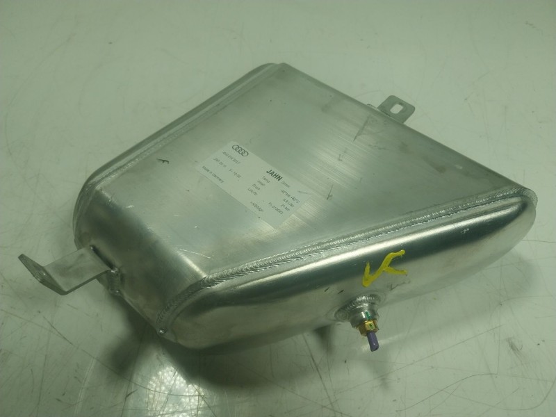 Recambio de deposito suspension para audi q7 4mg 3.0 v6 24v tdi referencia OEM IAM 4M0616204F 4M0616203F 