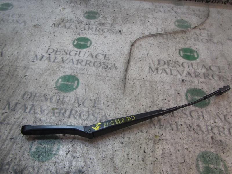 Recambio de brazo limpia delantero izquierdo para skoda rapid active referencia OEM IAM 5JB955409  