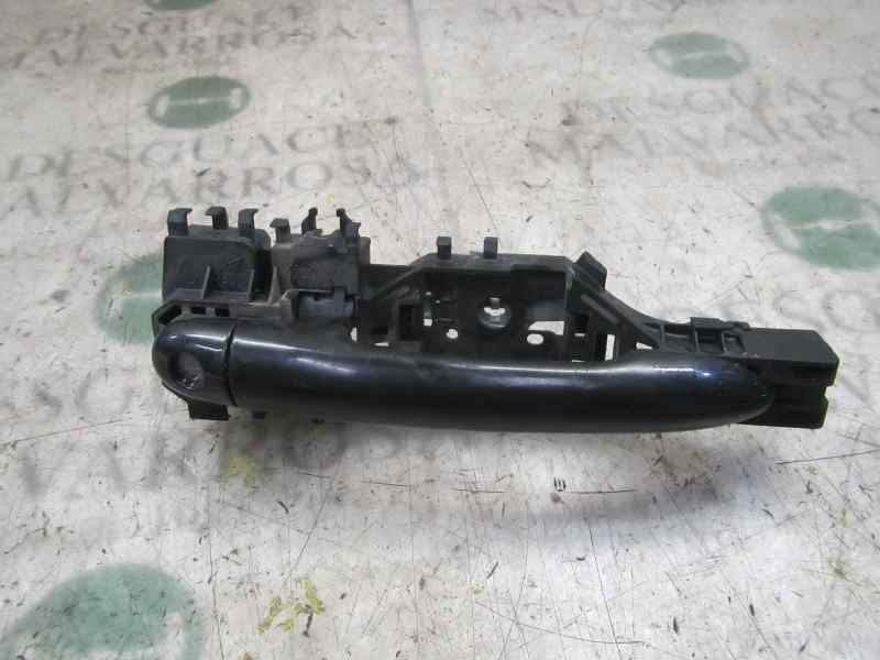 Recambio de maneta exterior delantera izquierda para renault megane ii berlina 3p 1.4 16v referencia OEM IAM   