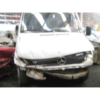 MERCEDES-BENZ SPRINTER (W901,W904) CAJA CERR.