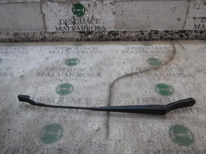 Recambio de brazo limpia delantero izquierdo para volkswagen caddy ka/kb (2k) furg. referencia OEM IAM 2K1955409A  