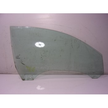 CRISTAL PUERTA DELANTERO DERECHO A2077250210 