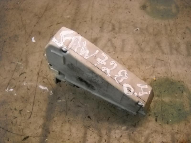 Recambio de motor c/c delantero izquierdo para ford fiesta berlina 1.8 diesel cat referencia OEM IAM   