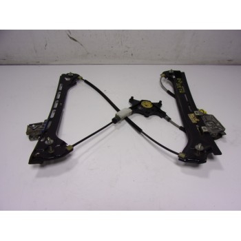 ELEVALUNAS DELANTERO DERECHO A2077200446 A2077200246 