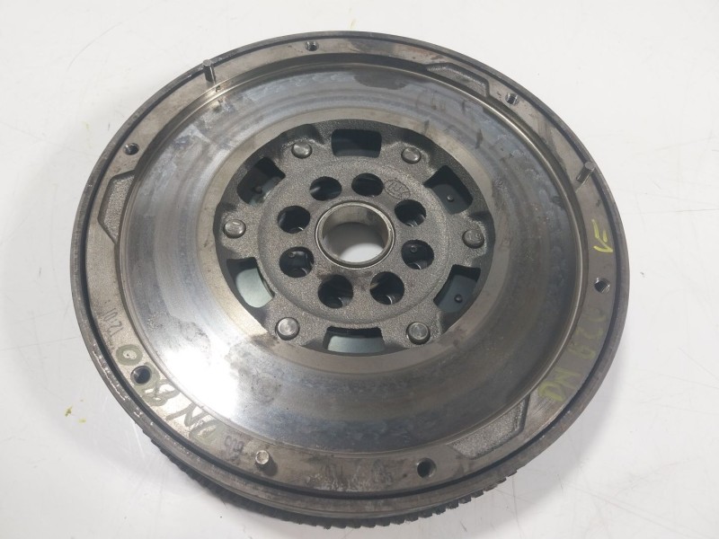 Recambio de volante motor para peugeot 5008 (0u_, 0e_) 2.0 hdi 150 / bluehdi 150 referencia OEM IAM 9677060580  