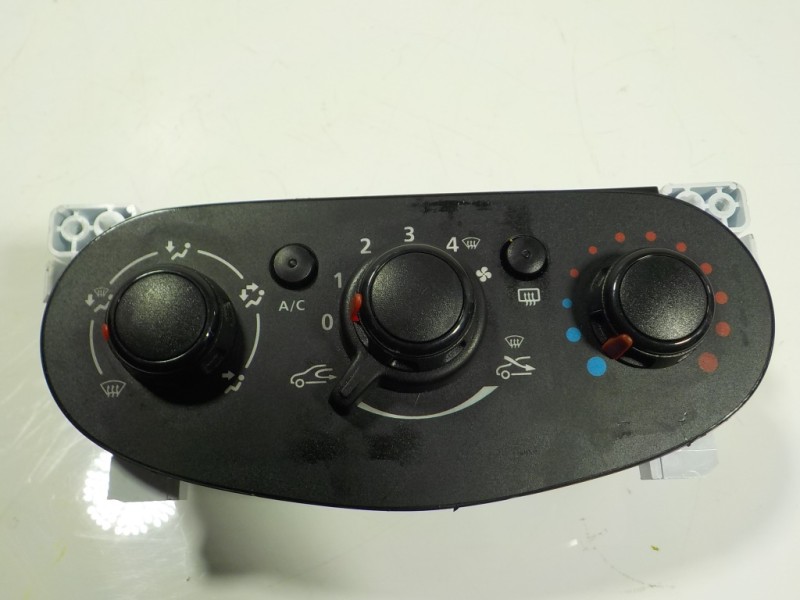 Recambio de mando calefaccion / aire acondicionado para dacia sandero 0.9 tce cat referencia OEM IAM 275101406R A42303400 