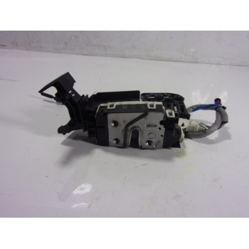 CERRADURA PUERTA DELANTERA DERECHA A1667200435 A1667200435 