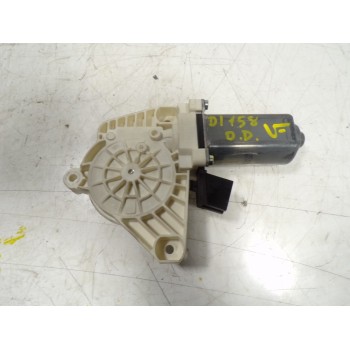 MOTOR ELEVALUNAS DELANTERO DERECHO A1698204442 A1698204442 996145102