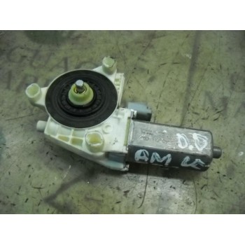 MOTOR ELEVALUNAS DELANTERO DERECHO 