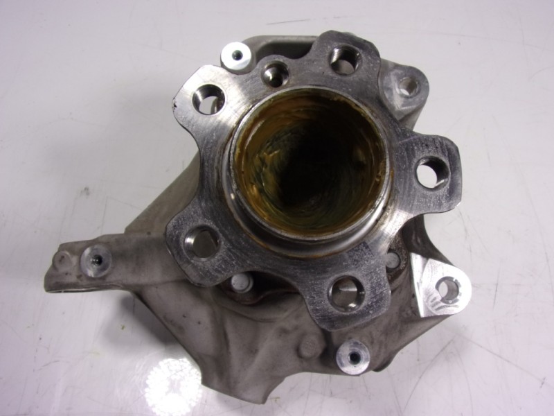 Recambio de mangueta delantera izquierda para bmw ix3 g08 74kw/h referencia OEM IAM 3216899689  31206879158