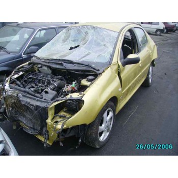 PEUGEOT 206 BERLINA