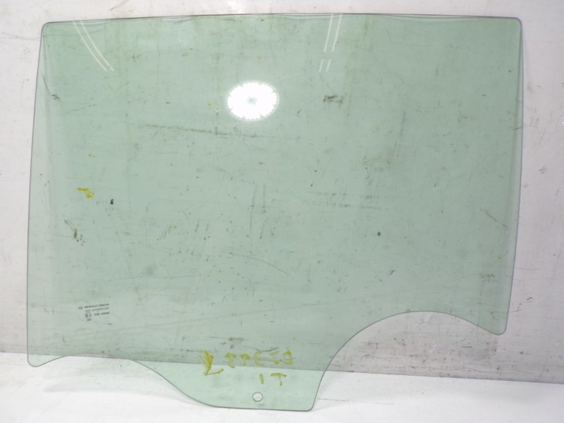 Recambio de cristal puerta trasero izquierdo para dacia sandero 0.9 tce referencia OEM IAM   