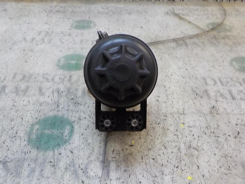 Recambio de deposito servo para bmw serie 1 berlina (e81/e87) 2.0 16v diesel referencia OEM IAM 32416851217  