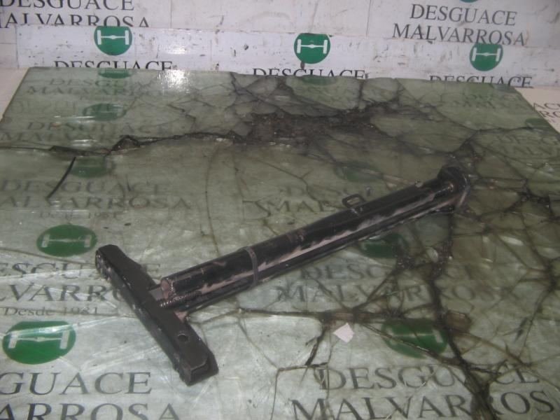 Recambio de gato para ford sierra turnier referencia OEM IAM   