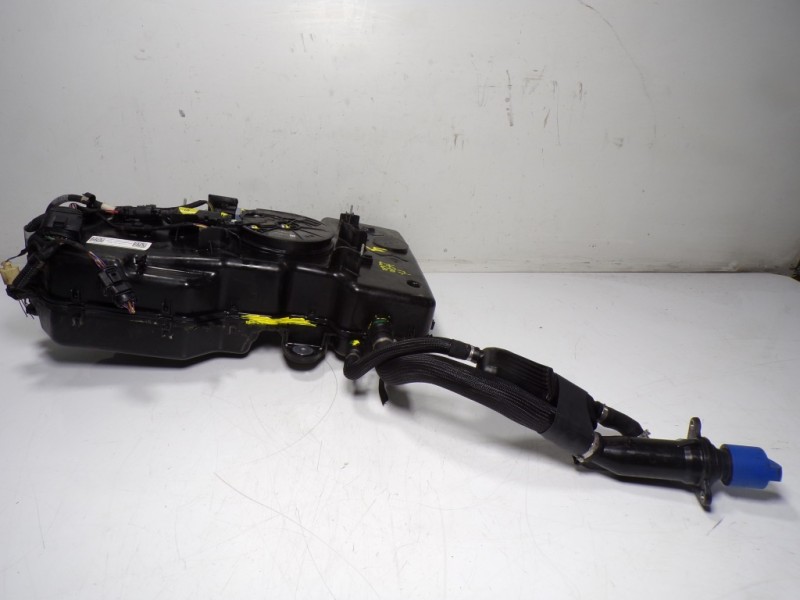 Recambio de deposito aditivo para volkswagen t6.1 caravelle (sh) 2.0 tdi referencia OEM IAM 7E0131877J 7E0131877J 