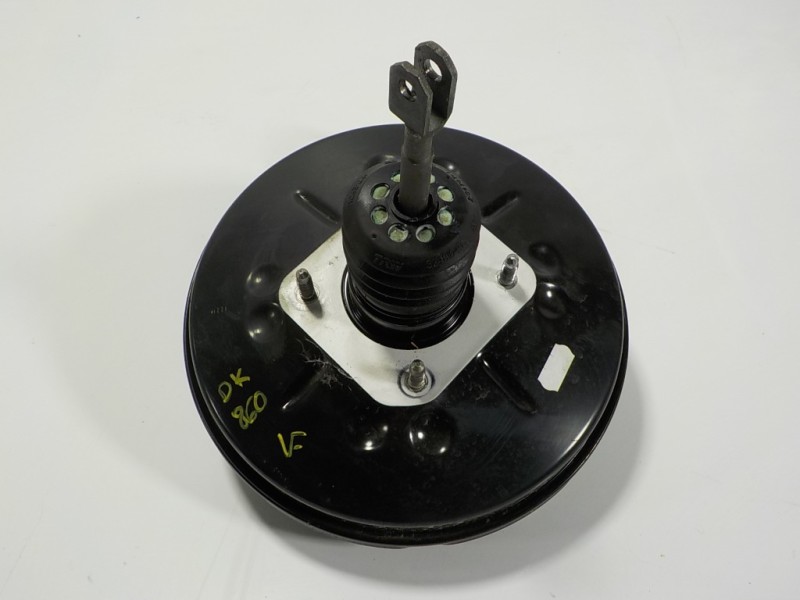 Recambio de servofreno para dacia sandero 0.9 tce cat referencia OEM IAM 472107479R 472103298R 