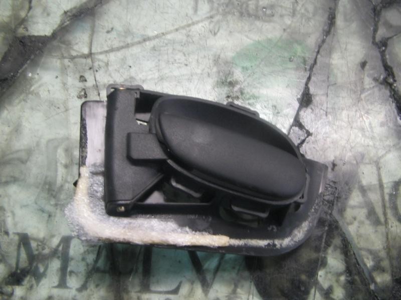 Recambio de maneta interior delantera izquierda para peugeot 206 berlina 1.9 diesel referencia OEM IAM   