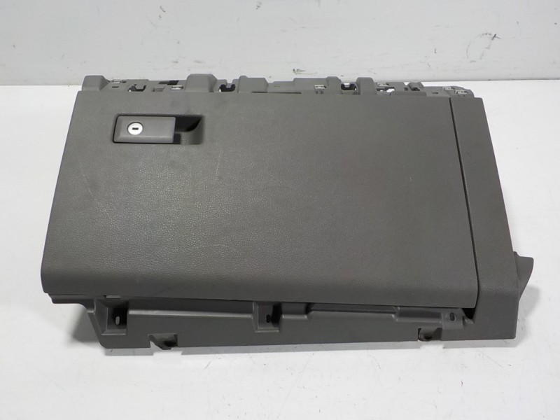 Recambio de guantera para volkswagen t6.1 caravelle (sh) 2.0 tdi referencia OEM IAM 7L1858007ANA2 7L1858007A 