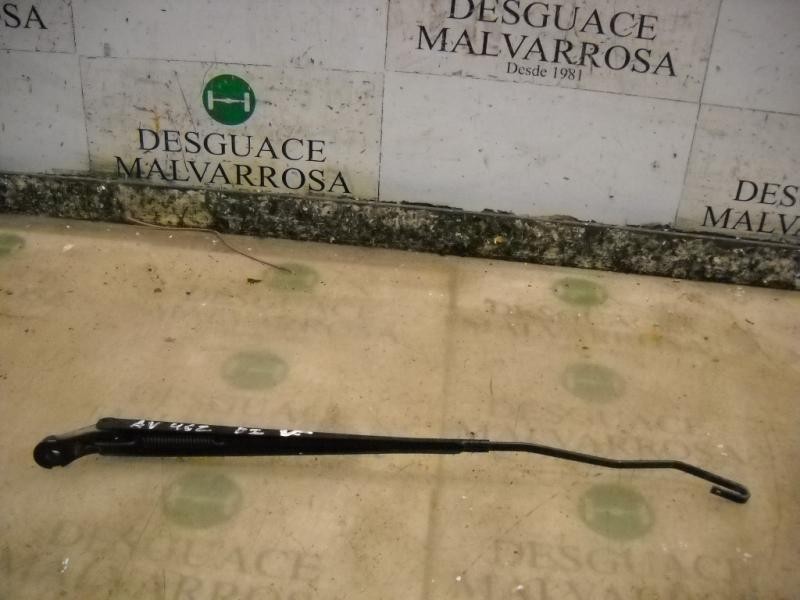 Recambio de brazo limpia delantero izquierdo para citroën xsara picasso 2.0 hdi 90 sx top referencia OEM IAM   