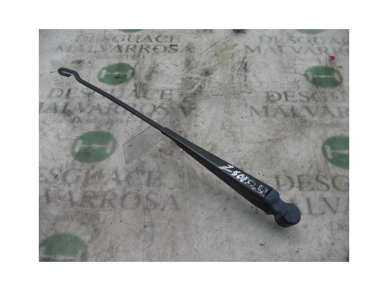 Recambio de brazo limpia delantero derecho para ford fiesta berl./courier 1.4 cat (pt-e) referencia OEM IAM   