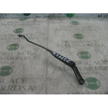 BRAZO LIMPIA DELANTERO DERECHO 