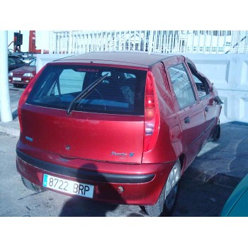 FIAT PUNTO BERLINA (188)