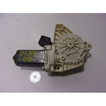 MOTOR ELEVALUNAS DELANTERO DERECHO A2078200642 A2078200442 