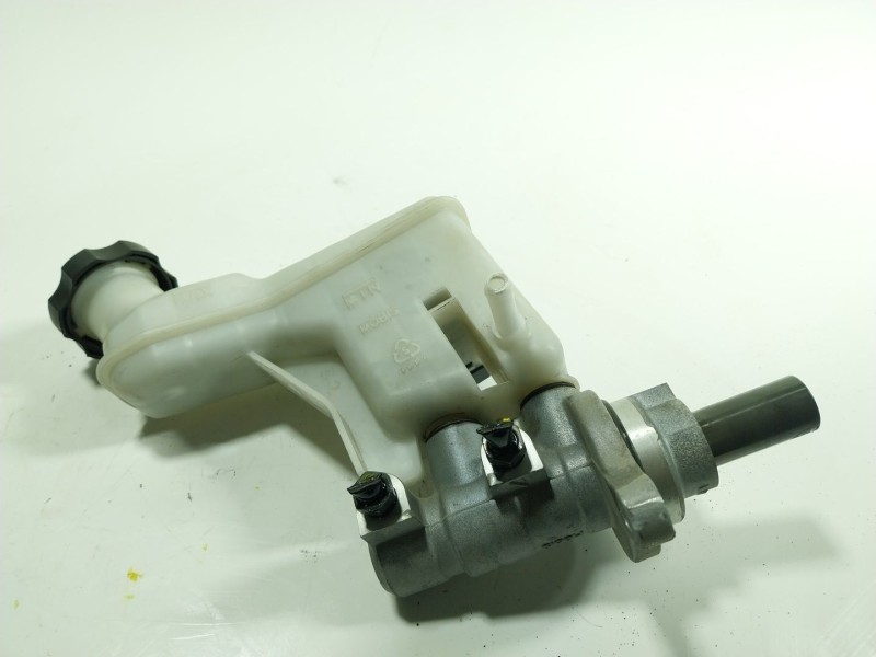 Recambio de bomba freno para hyundai ix35 (lm, el, elh) 1.7 crdi referencia OEM IAM 585102S201  