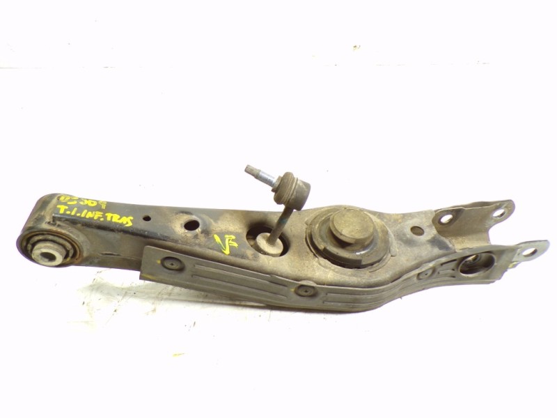 Recambio de brazo suspension inferior trasero izquierdo para hyundai tucson essence bluedrive 2wd referencia OEM IAM 55210D3050 