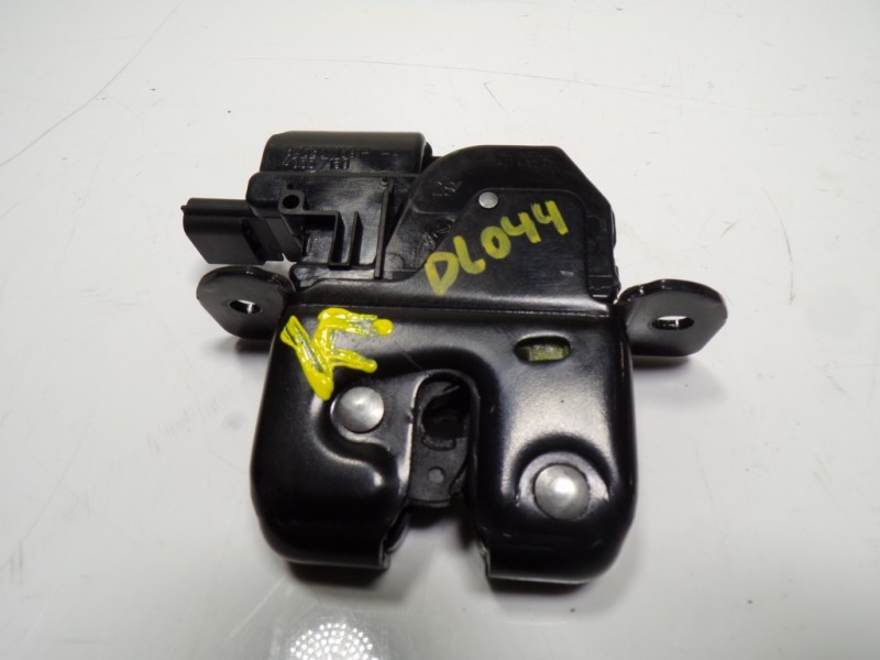 Recambio de cerradura maletero / porton para renault clio iv 1.5 dci diesel fap referencia OEM IAM 905039428R  