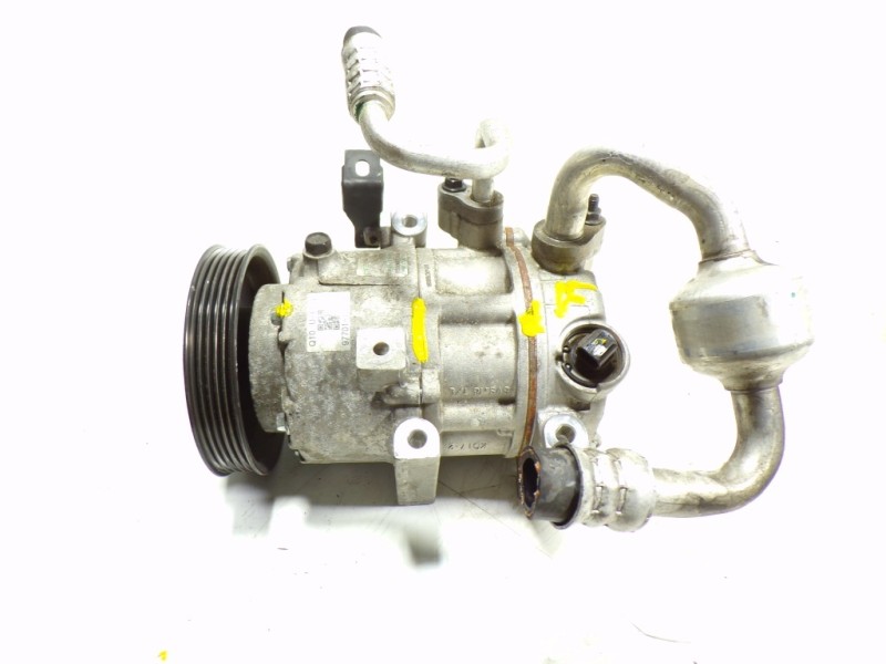 Recambio de compresor aire acondicionado para hyundai tucson essence bluedrive 2wd referencia OEM IAM 97701D7100 97701D7100 F500