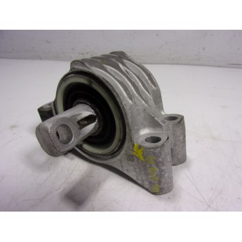 SOPORTE MOTOR IZQUIERDO 22118742123 8742123 