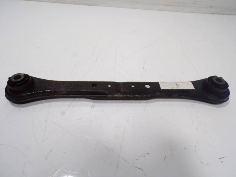 Recambio de brazo suspension inferior trasero derecho para land rover evoque 2.2 td4 cat referencia OEM IAM LR029576  