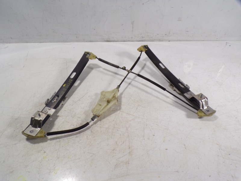 Recambio de elevalunas delantero derecho para seat leon (5f1) 1.2 tsi referencia OEM IAM 5F4837462D  