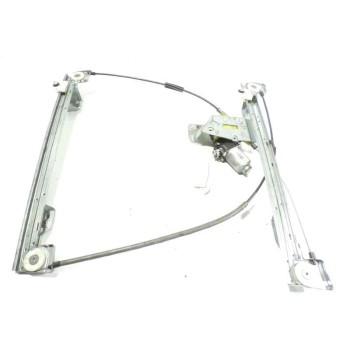 ELEVALUNAS DELANTERO DERECHO 