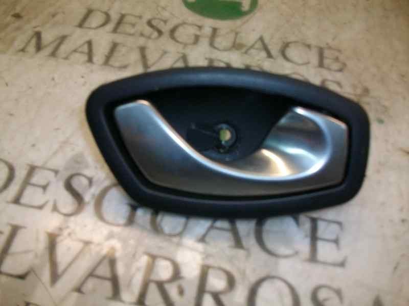 Recambio de maneta interior trasera derecha para renault laguna ii grandtour (kg0) 1.6 16v referencia OEM IAM   