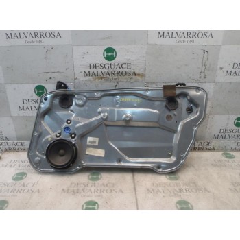 ELEVALUNAS DELANTERO DERECHO 