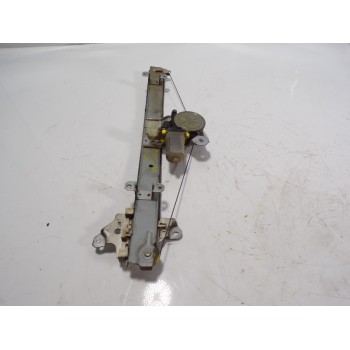 ELEVALUNAS DELANTERO DERECHO 807204CA0A 807314CA0A 2621005640