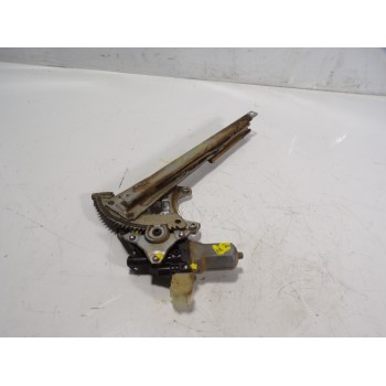 ELEVALUNAS TRASERO DERECHO 827204CA0A 827301BA0A 2621004650