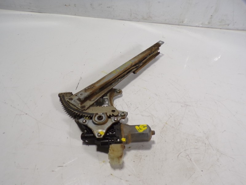 Recambio de elevalunas trasero derecho para nissan x-trail (t32) acenta 4x4 referencia OEM IAM 827204CA0A 827301BA0A 2621004650