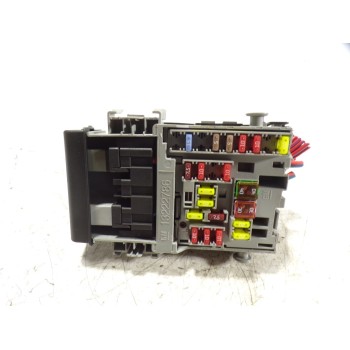 CAJA RELES / FUSIBLES 13368644 13222786 