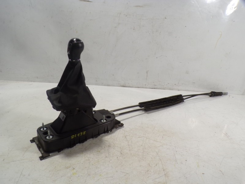 Recambio de palanca cambio para seat leon (5f1) 1.2 tsi referencia OEM IAM 5Q0711049AN 5Q0711049AN 