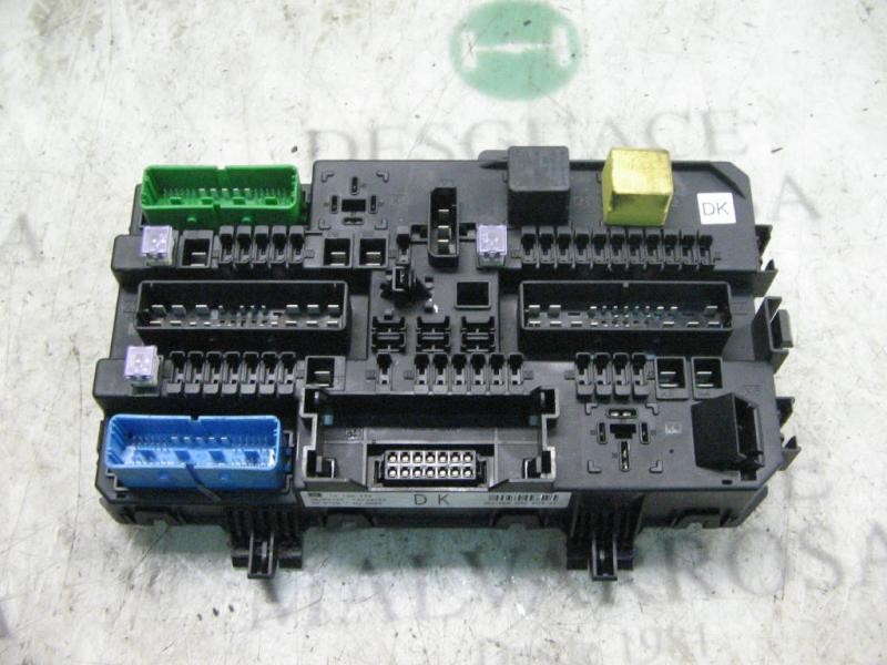 Recambio de caja reles / fusibles para opel astra h berlina cosmo referencia OEM IAM   