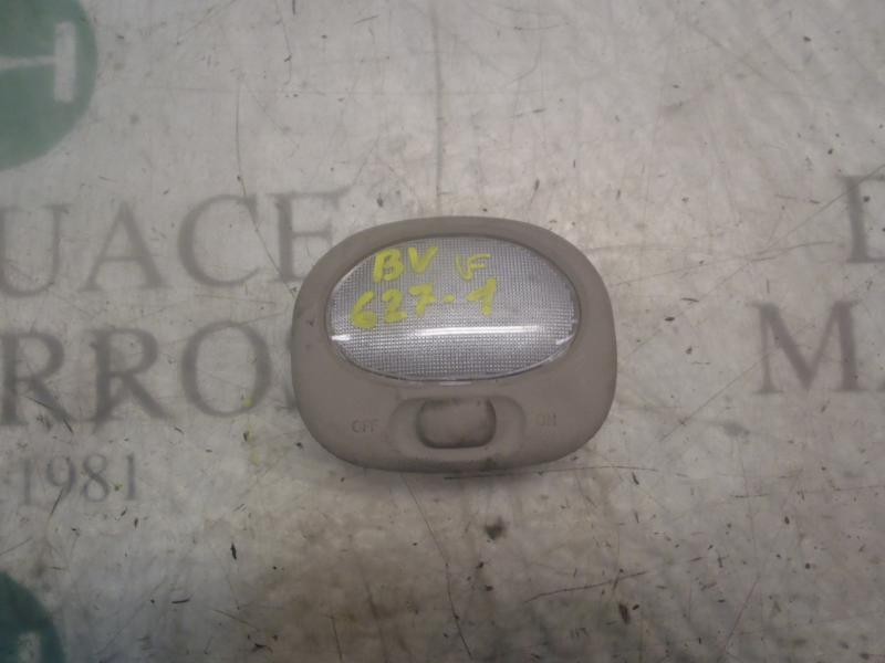 Recambio de piloto interior para hyundai santa fe (sm) 2.0 crdi vgt comfort referencia OEM IAM 9262026000BU  